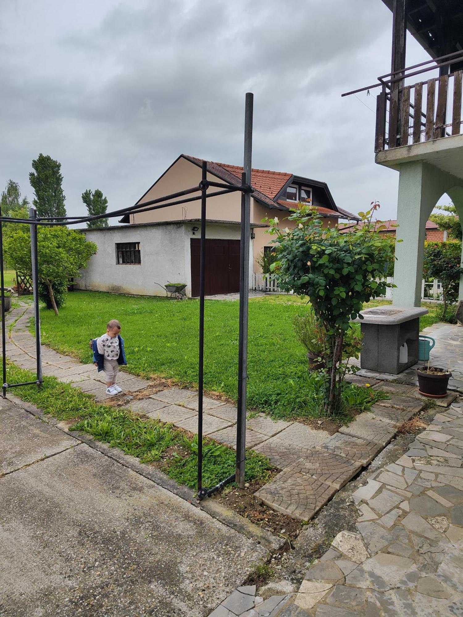 Ruhige Unterkunft Sesvete Esterno foto