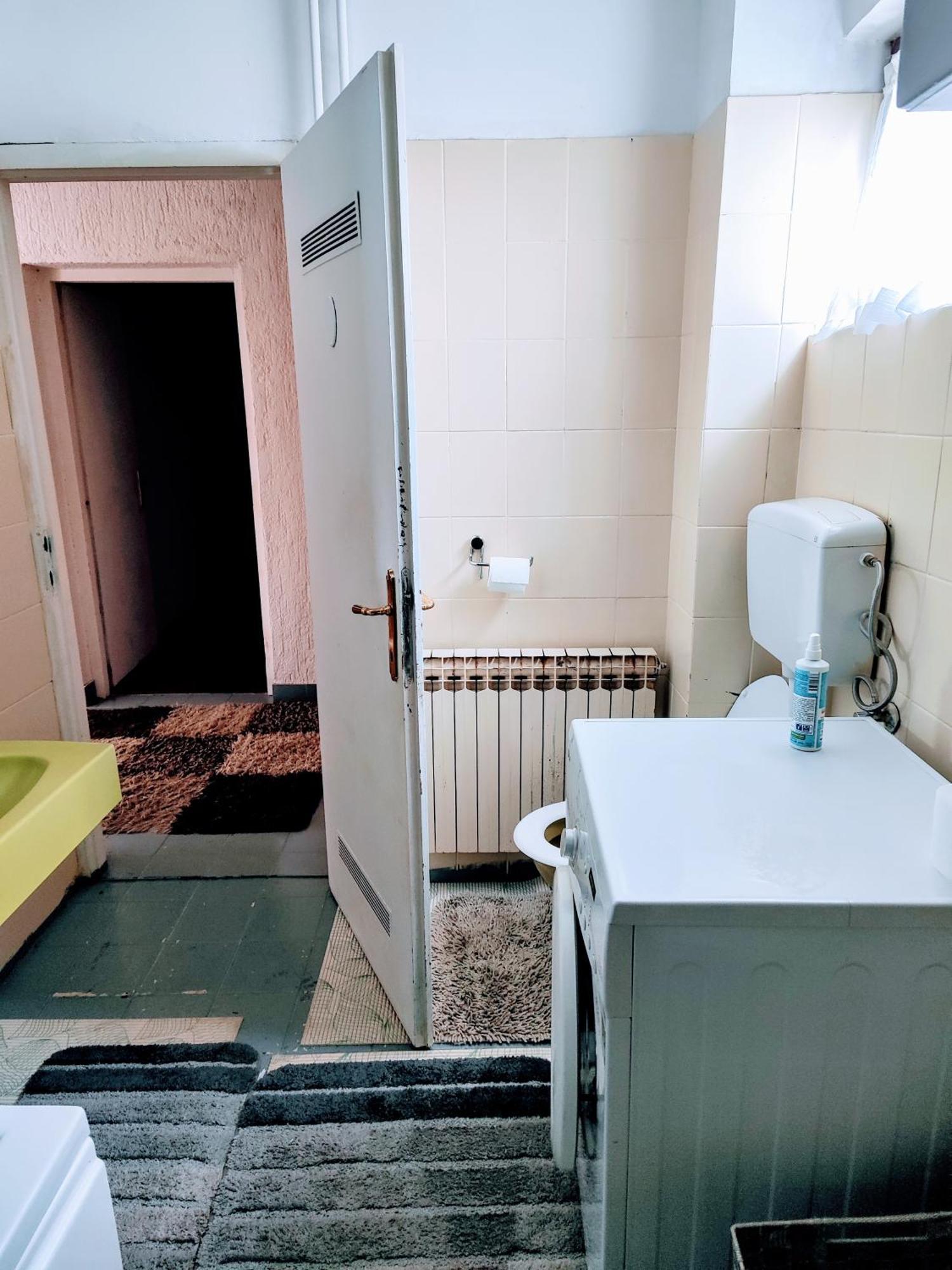 Ruhige Unterkunft Sesvete Esterno foto
